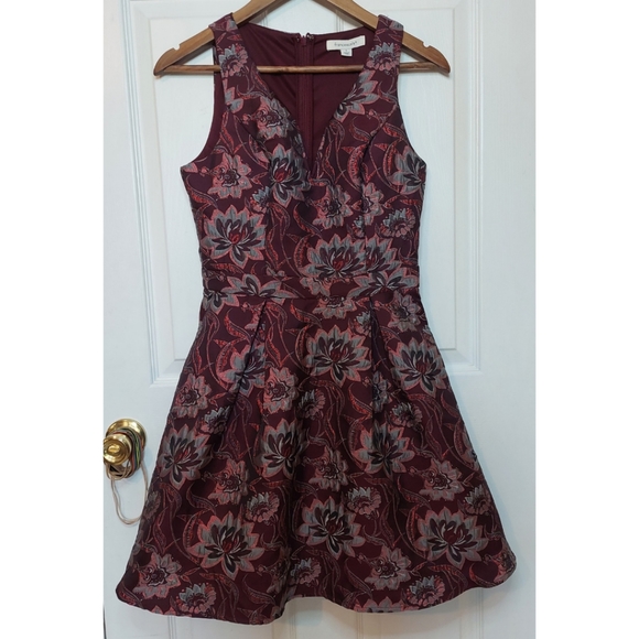 Francesca's Maroon Red Floral Embroidered Sleeveless A-Line Mini Dress Size S - Picture 1 of 15
